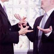 اهمیت ارتباطات غیر کلامی در تشریفات اهمیت ارتباطات غیر کلامی در تشریفات