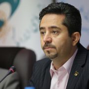 تاوتلی: میتوان به جایگزینی درآمد گردشگری بجای نفت دل بست تاوتلی: میتوان به جایگزینی درآمد گردشگری بجای نفت دل بست